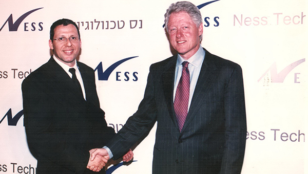 Bill Clinton and Shachar Efal at Ness 2002 Customer Conference